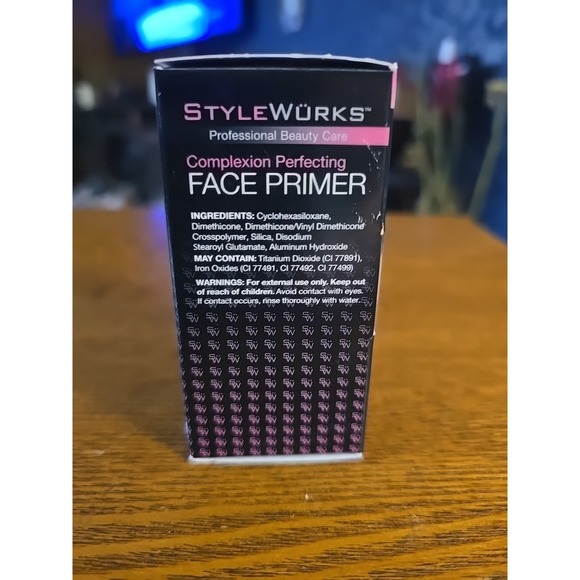 StyleWurks Professional Beauty Cream Complexion Perfecting Face Primer 0.6 fl oz - Picture 5 of 6